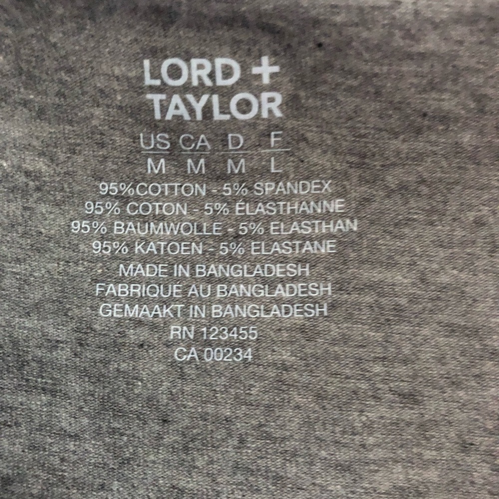 Lord & Taylor women’s tee shirt medium - Picture 2 of 5